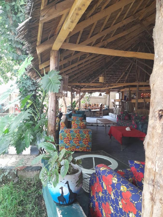 Ibrahim Garden Hostel Arusha Esterno foto