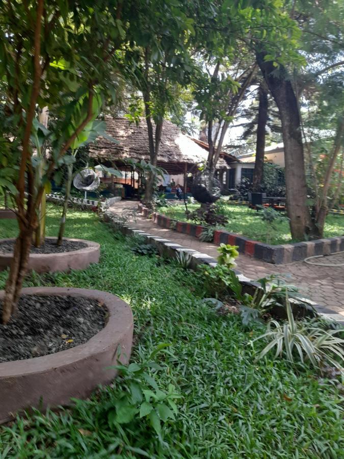 Ibrahim Garden Hostel Arusha Esterno foto